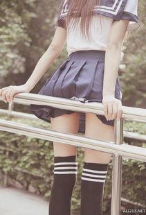萌妹丝袜图,尽显青春魅力