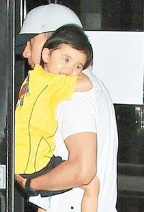 开学了明星小孩上学,明星小孩变身校园之星