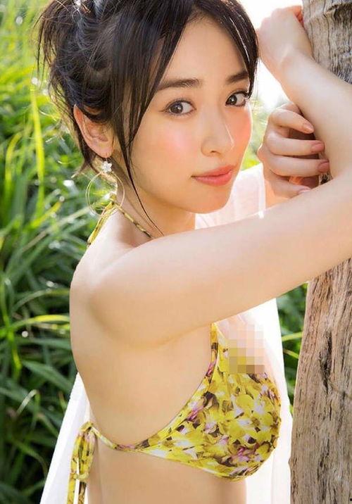 日本美女写真视频,惊艳时光，绽放魅力